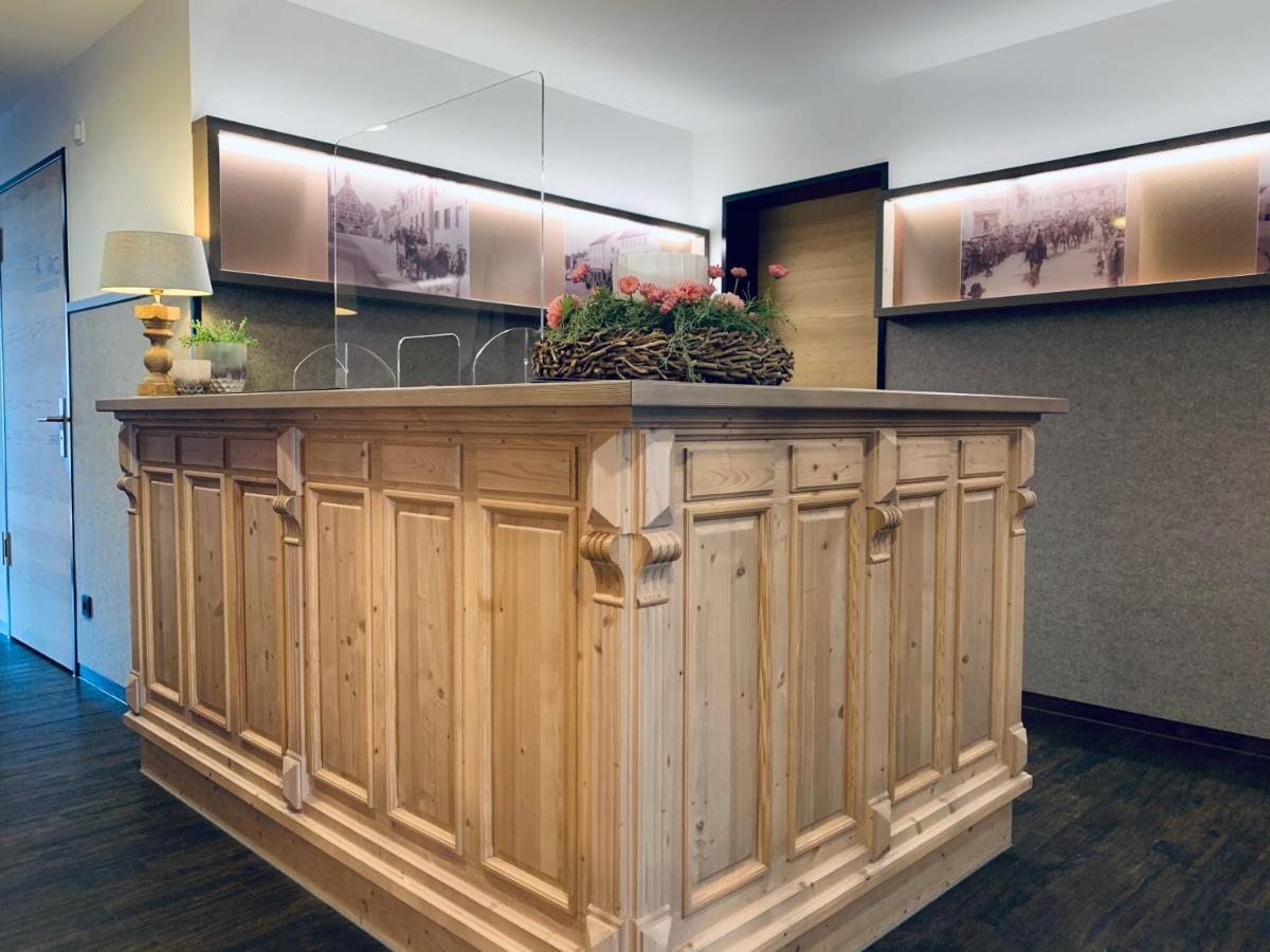 Stadthotel Kachelofen Krumbach Ngoại thất bức ảnh