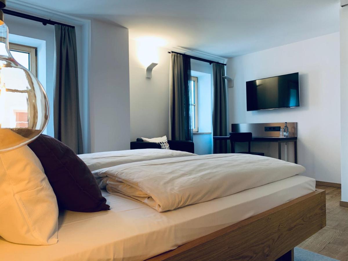 Stadthotel Kachelofen Krumbach Ngoại thất bức ảnh