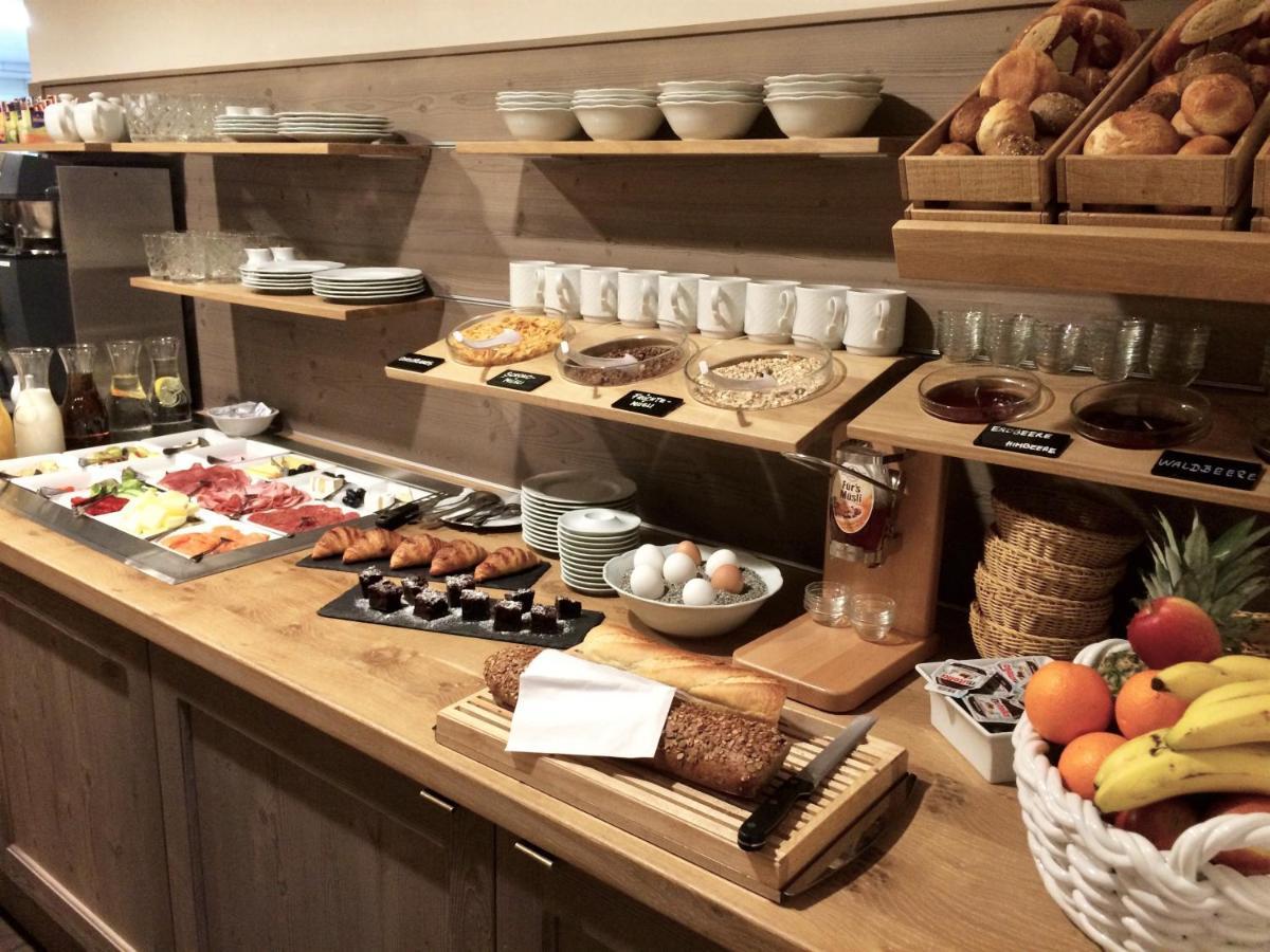 Stadthotel Kachelofen Krumbach Ngoại thất bức ảnh