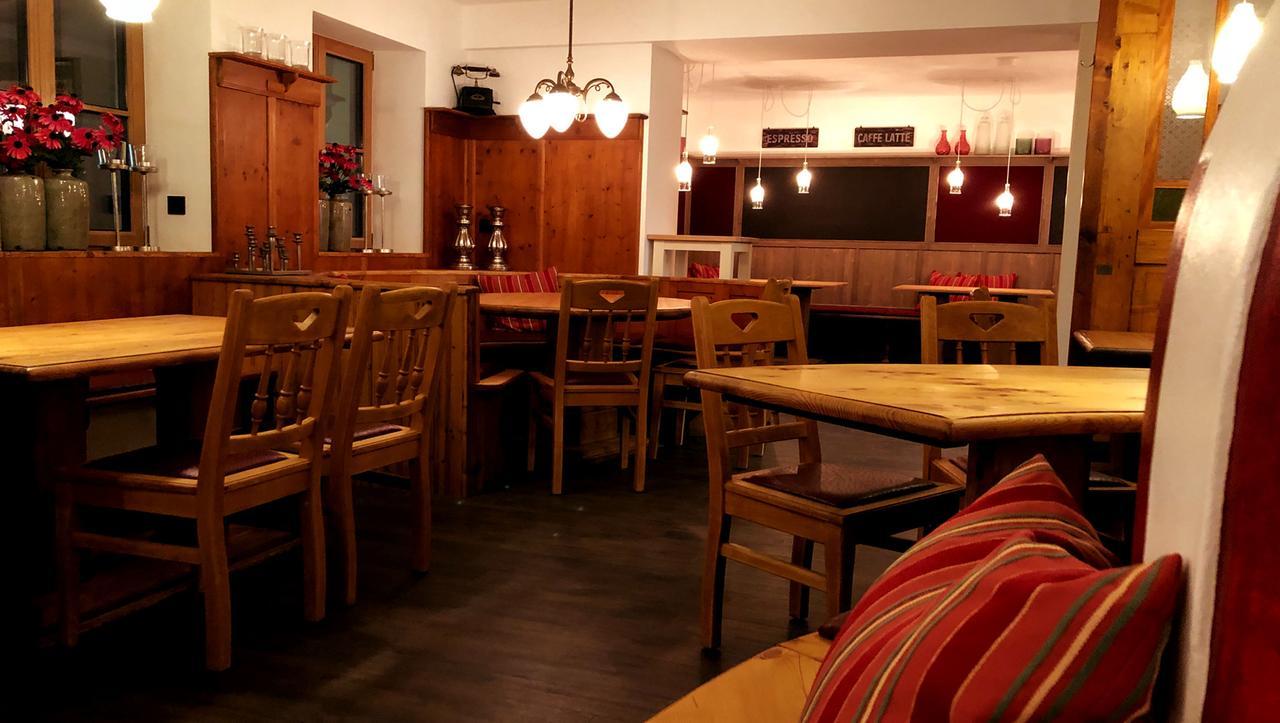 Stadthotel Kachelofen Krumbach Ngoại thất bức ảnh