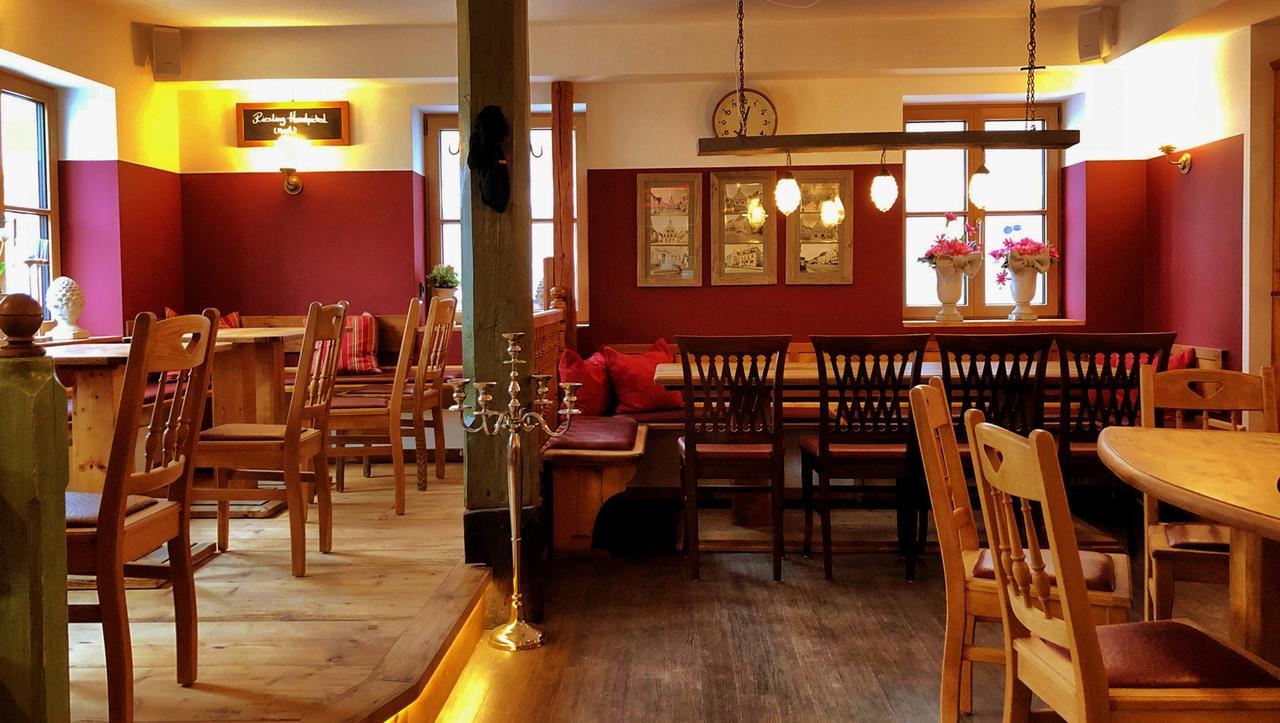Stadthotel Kachelofen Krumbach Ngoại thất bức ảnh